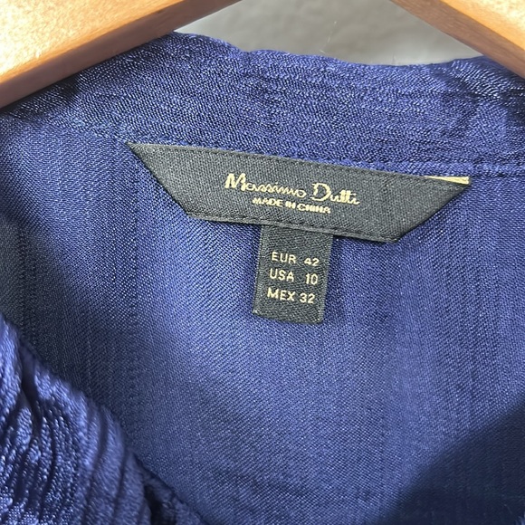 Massimo Dutti Parliament Blue Crinkle Long Sleeve button down shirt size US 10 - Picture 6 of 13